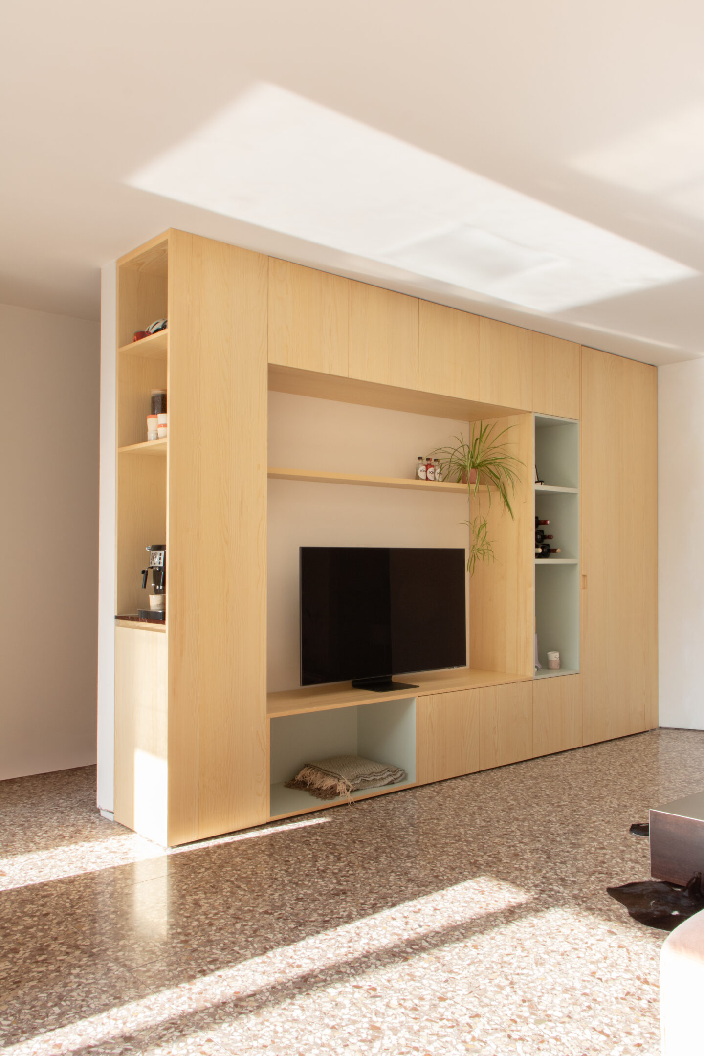 20250716 Studio Fourteen 13